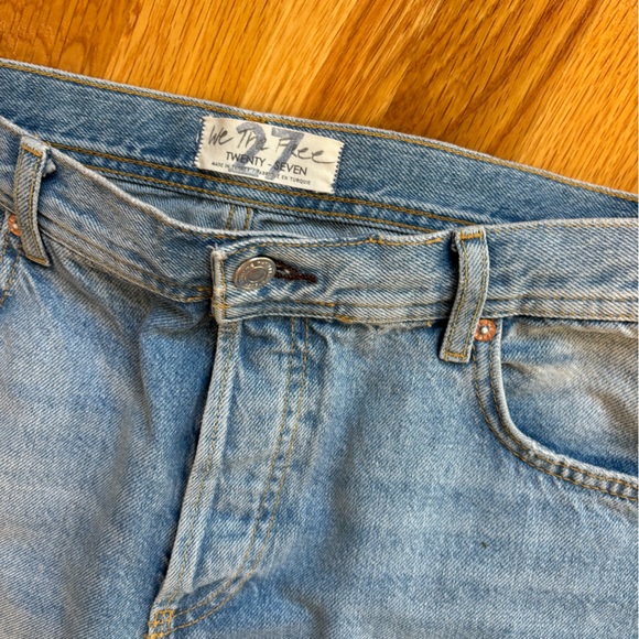 NWOT free people busted knee jeans - Picture 3 of 4